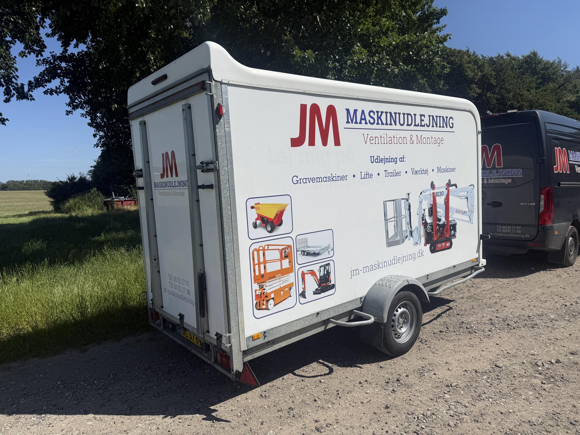 Trailer